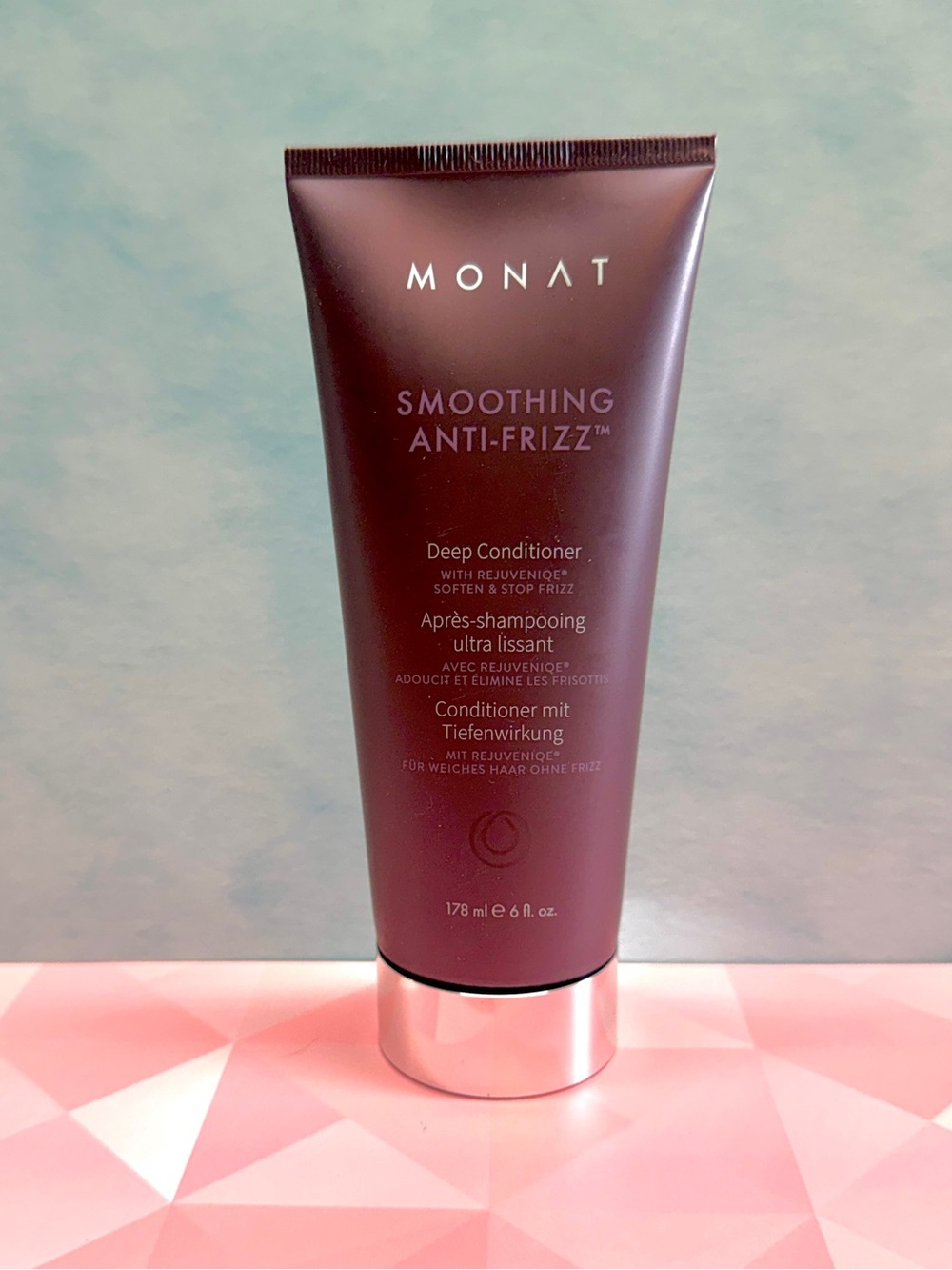 New Monat Smoothing Deep Conditioner